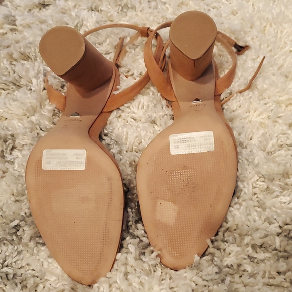 NWOB Schultz Suede High Heel Sandal with Vinyl Strap Size 10 - Picture 3 of 5